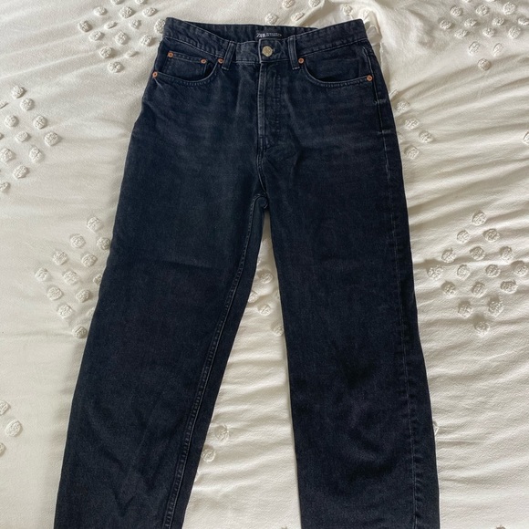 Zara Straight leg jeans - Picture 1 of 3
